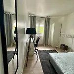 3 à Reims, Idéal 4 Voyageurs Apartamento *