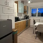 Apartamento 3 à Reims, Idéal 4 Voyageurs Reims