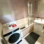 Apartamento 3 à Reims, Idéal 4 Voyageurs *