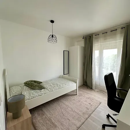 Appartement 3 Chambres A Reims, Ideal 4 Voyageurs Reims