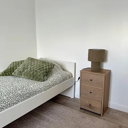 Апартаменты Verzy - 3 - Calme - Equipe - Proche Centre De Reims, 7min En Voiture Реймс