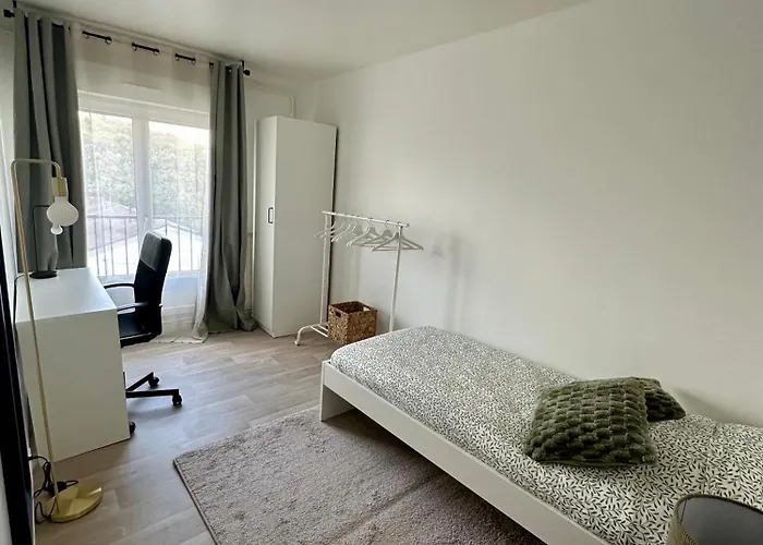 Appartement 3 Chambres A Reims, Ideal 4 Voyageurs * Reims