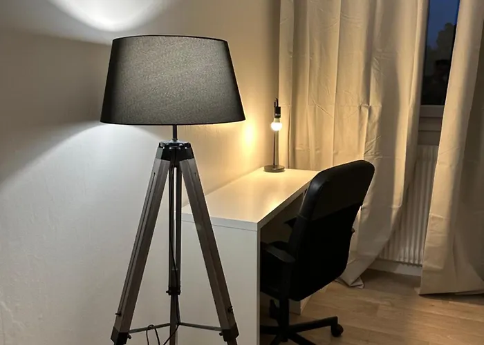 Appartement 3 Chambres A Reims, Ideal 4 Voyageurs Apartment Reims